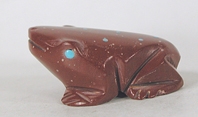 Authentic Native American Zuni pipestone frog fetish carving by David Chavez