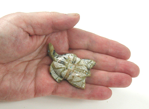 Authentic Native American Zuni Turtle fetish carving by Kenny Panteah
