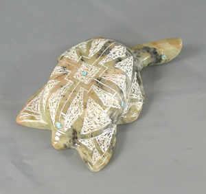 Authentic Native American Zuni Turtle fetish carving by Kenny Panteah