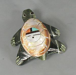 Authentic Native American Turtle Fetish Carving of serpentine by Zuni carver Fabian Homer