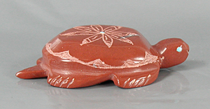 Authentic Native American turtle fetish carving of etched pipestone by Zuni carver Alvin Fuson