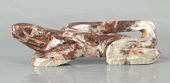 Authentic Native American Indian Lizard fetish carving by Zuni artists Vinton Kallestewa