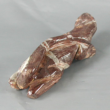 Authentic Native American Indian Lizard fetish carving by Zuni artists Vinton Kallestewa