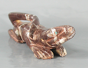 Authentic Native American Indian Lizard fetish carving by Zuni artists Vinton Kallestewa
