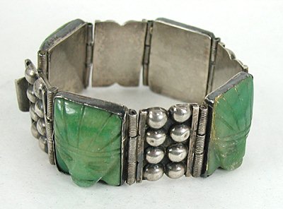 Vintage Mexican Green Onyx hinged Face or Mask bracelet 6 1/2 inch 