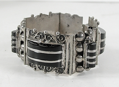 vintagae Mexican Sterling Silver and black onyx hinged link bracelet size 7