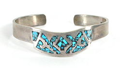 Mexican sterling silver and turquoise chip inlay sweater bracelet size 7 inch