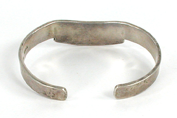 Mexican sterling silver and turquoise chip inlay sweater bracelet size 7 inch