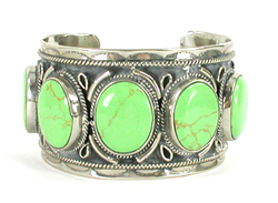 Mexican sterling silver and green magnasite row bracelet size 7 inch