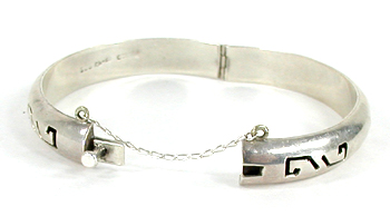 XB59 Mexican sterling silver hinged shadowbox bangle bracelet size 7 1/4 inch