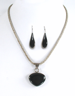 Mexican sterling silver and black onyx pendant and earrings set
