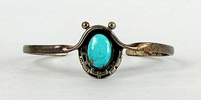 Authentic Native American Navajo Sterling Silver and turquoise bracelet