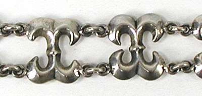Cast sterling silver link bracelet fits up to 7 1/2 inch wrist - excellent condition