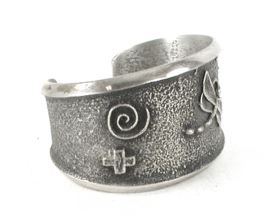 sterling silver Tufa Cast Dragonfly Bracelet 6 1/2 inch by Navajo silversmith Monty Claw