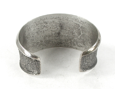 sterling silver Tufa Cast Dragonfly Bracelet 6 1/2 inch by Navajo silversmith Monty Claw