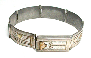 size 6 3/4 inch sterling silver and gold storyteller link bracelet by Navajo silversmith Alonzo Mariano