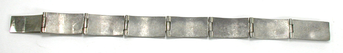 size 6 3/4 inch sterling silver and gold storyteller link bracelet by Navajo silversmith Alonzo Mariano