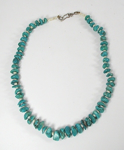 Vintage turquoise Nugget choker 17 3/4 inch