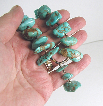 vintage turquoise nugget choker necklace 16 1/2 inches long with pen shell heishi and turquoise dangle