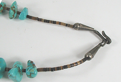 vintage turquoise nugget choker necklace 16 1/2 inches long with pen shell heishi and turquoise dangle