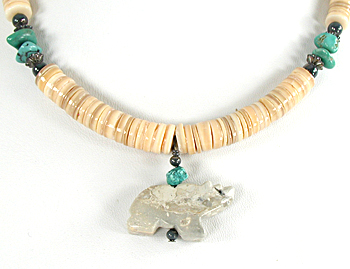 Cynetta Smith Navajo melon shell heishi and marble bear necklace 18 inches long new old stock excellent condition