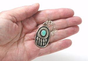 vintage sterling silver Bear Paw with Turquoise Pendant with 18 inch chain