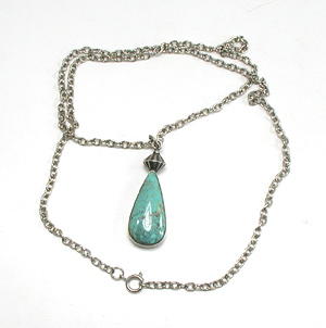 turquoise sterling silver pendant with 24 inch cable chain