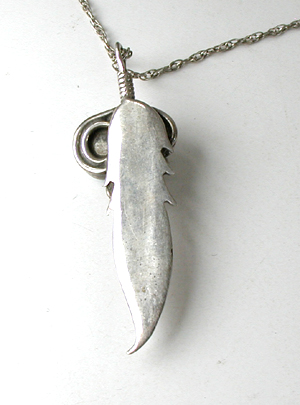 turquoise sterling silver pendant with 24 inch rope chain