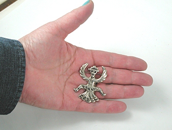 Vintage sand cast sterlling silver Knifewing Pin