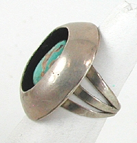 Vintage Sterling Silver and Turquoise shadowbox  ring size 6 3/4