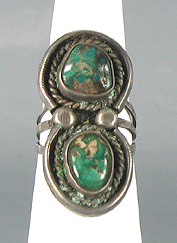 Vintage  turquoise ring size 7 3/4