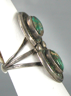 Vintage  turquoise ring size 7 3/4