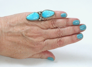 vintage sterling silver and Turquoise ring size 7 1/2