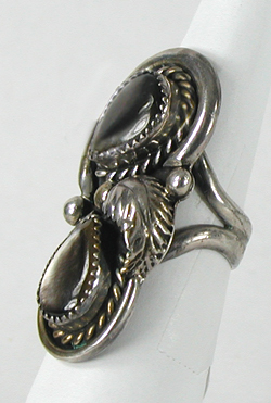 sterling silver Black Mother of Pearl Ring size 8