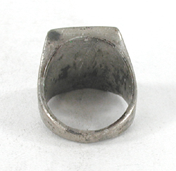 sterling silver Coral Chip Inlay Ring size 8 3/4